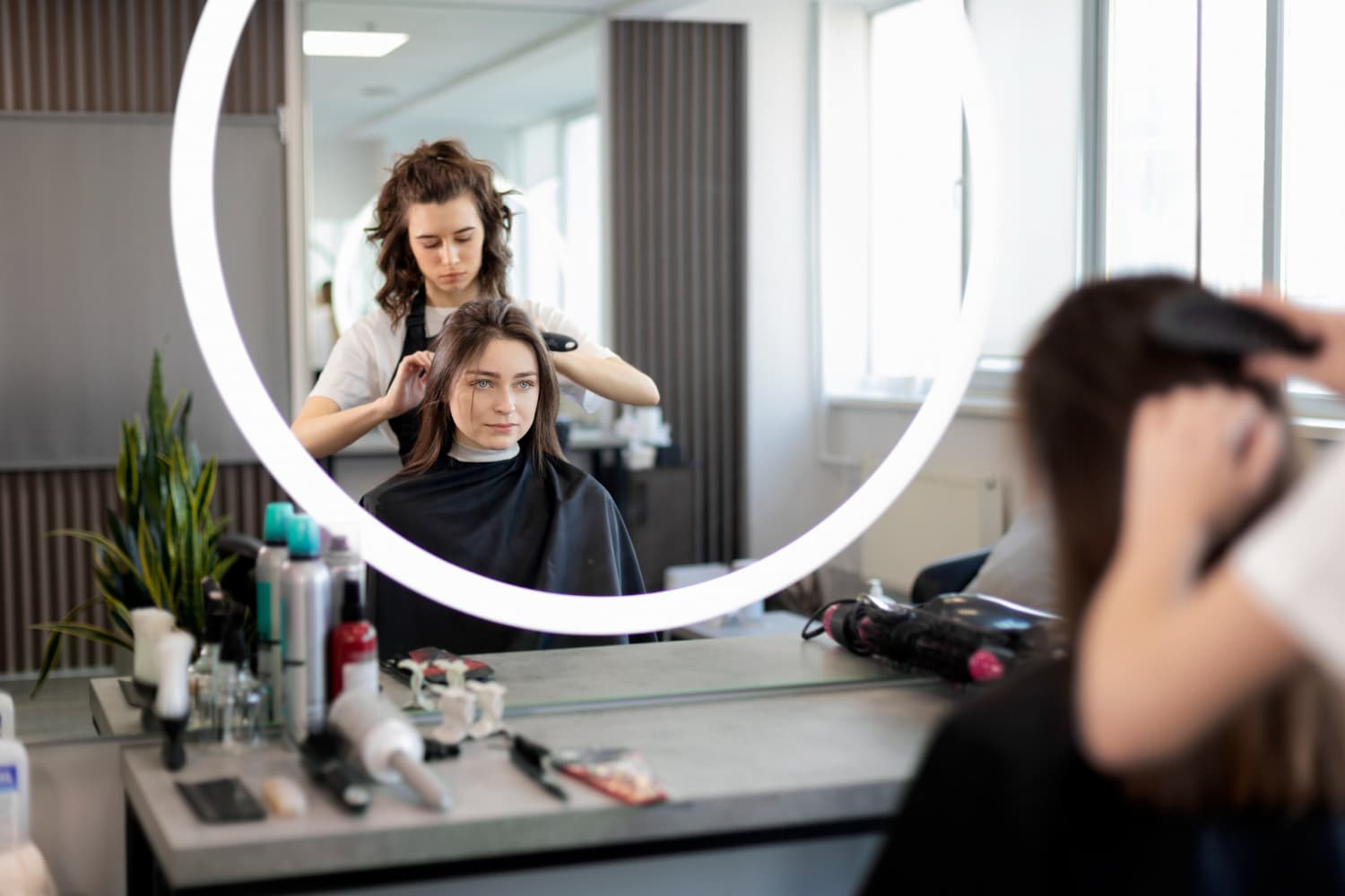 La influencia del diseño y la ergonomía en la rentabilidad de los negocios de belleza actuales